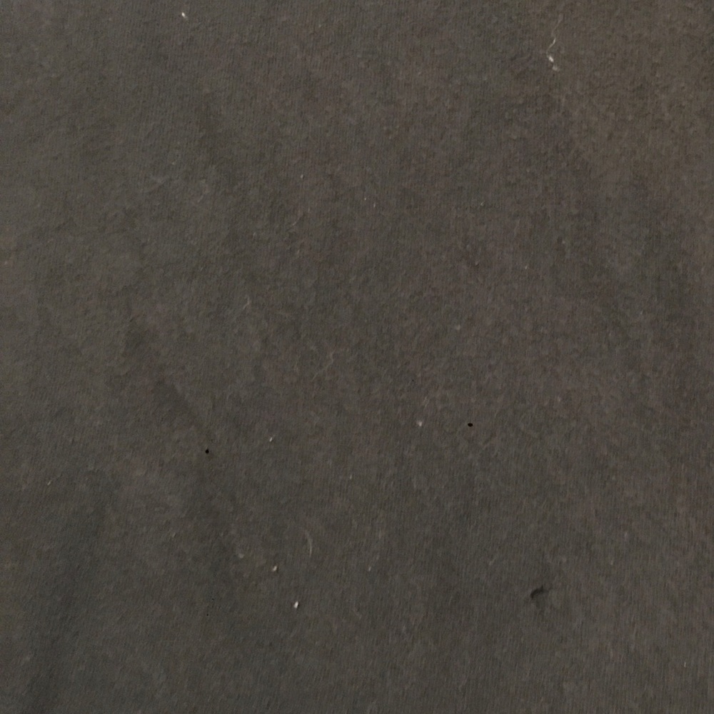 Neff T-shirt size M small hole in bottom front of shirt - Picture 2 of 3